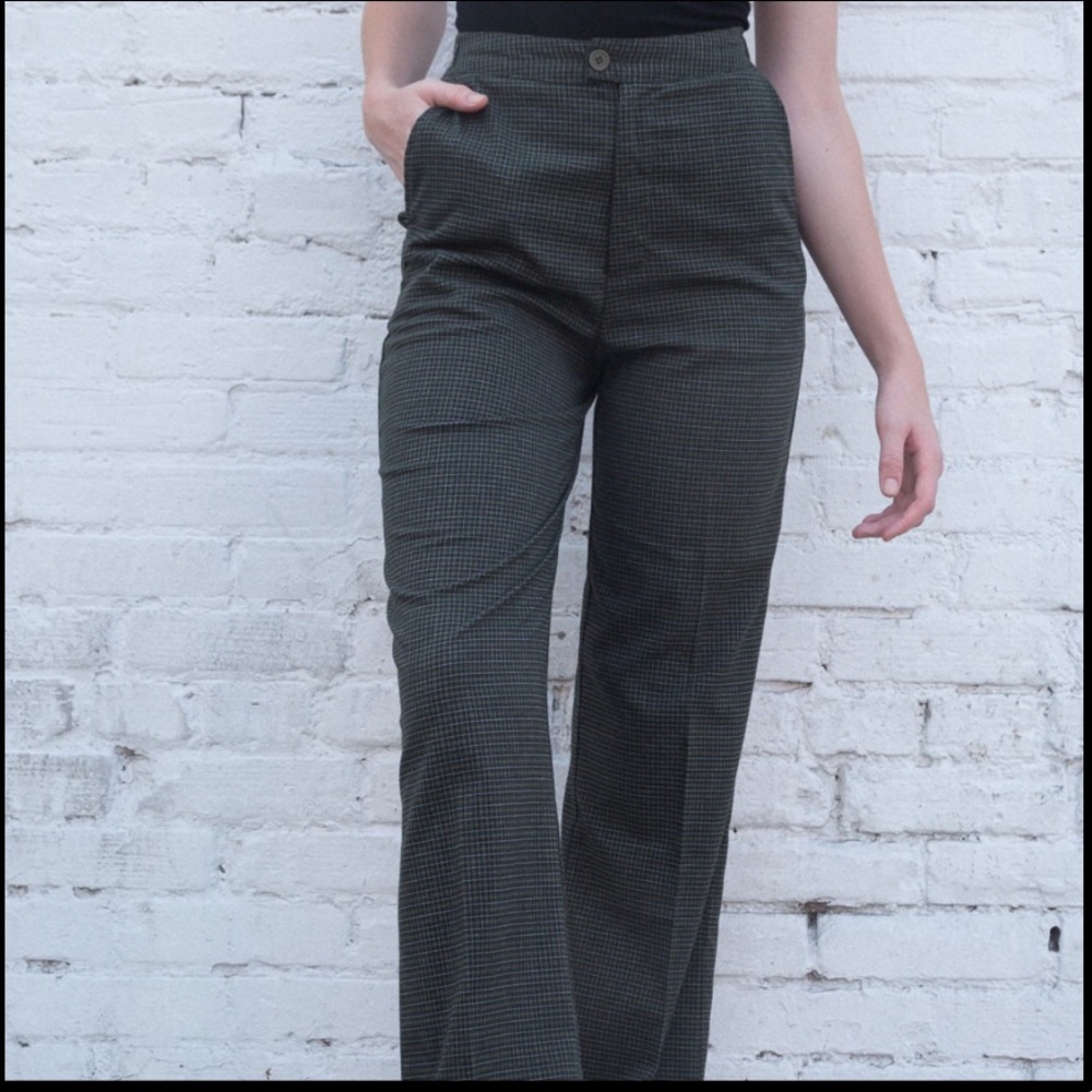 BRANDY MELVILLE VALENTINA PANTS BNWOT